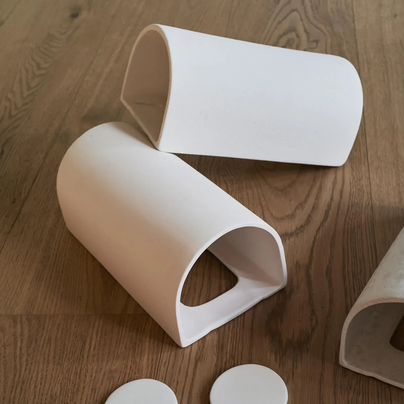 Applique en céramique CURVE | Blanc extra mat