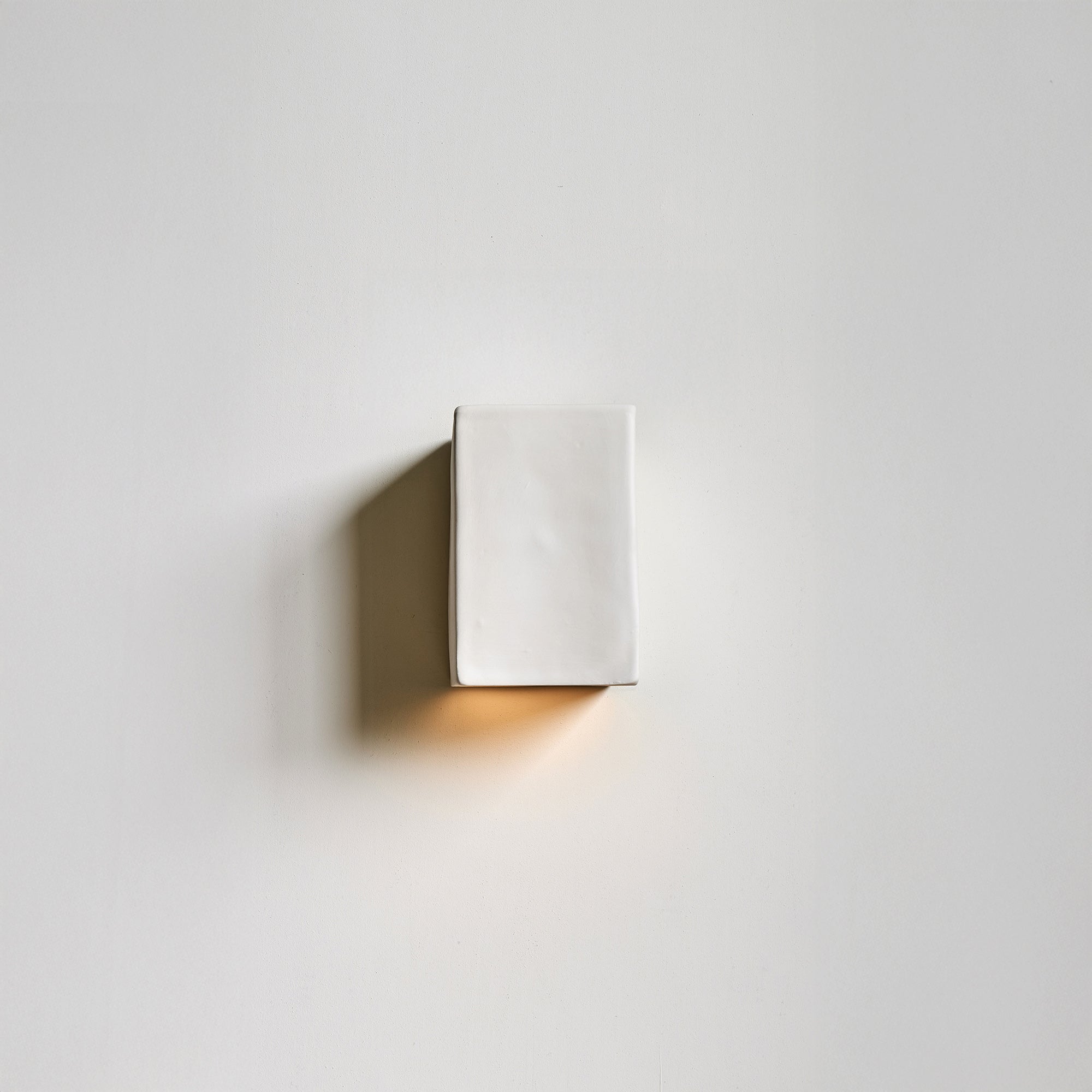 Irregular ceramic wall light MURA | Extra Matte White