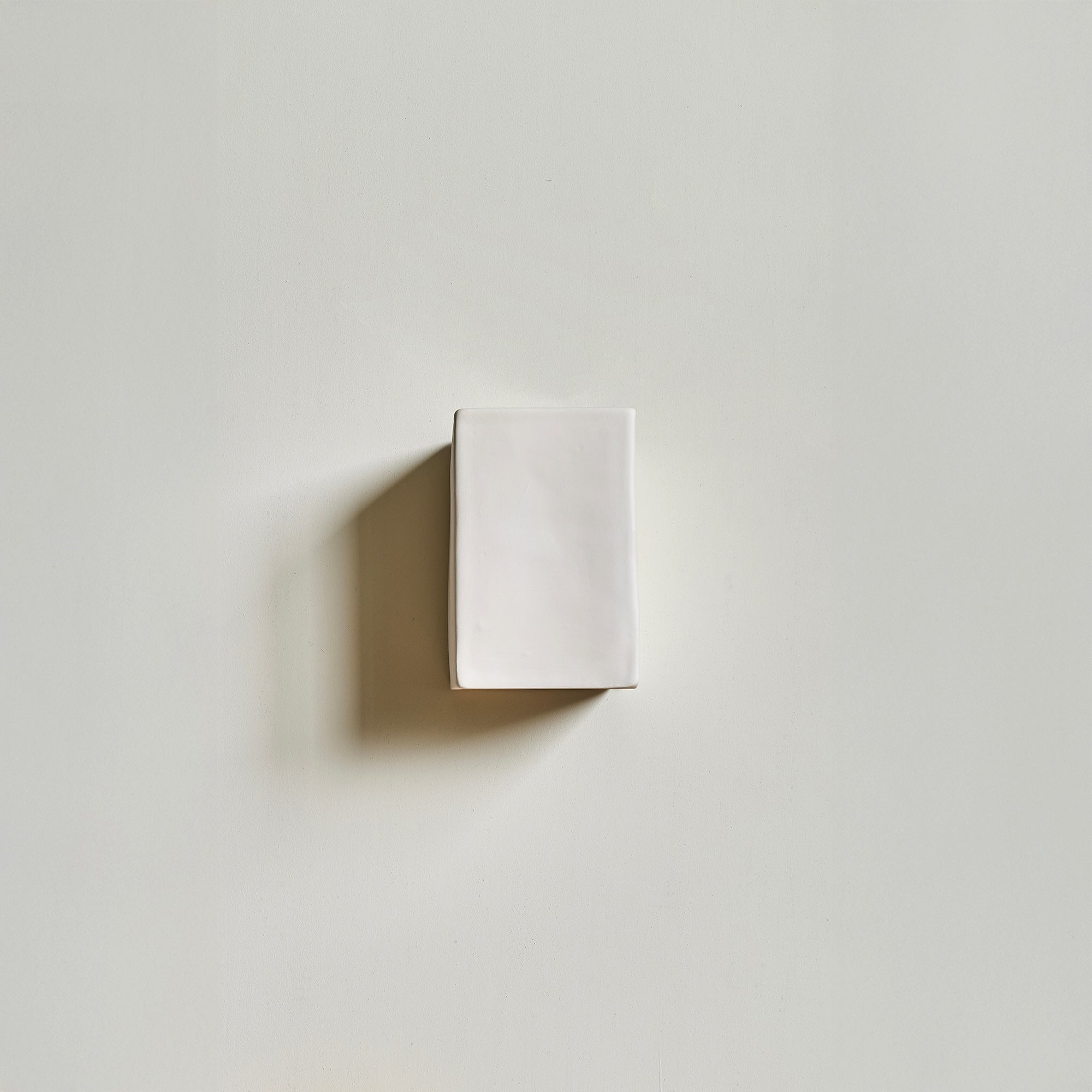 Irregular ceramic wall light MURA | Extra Matte White
