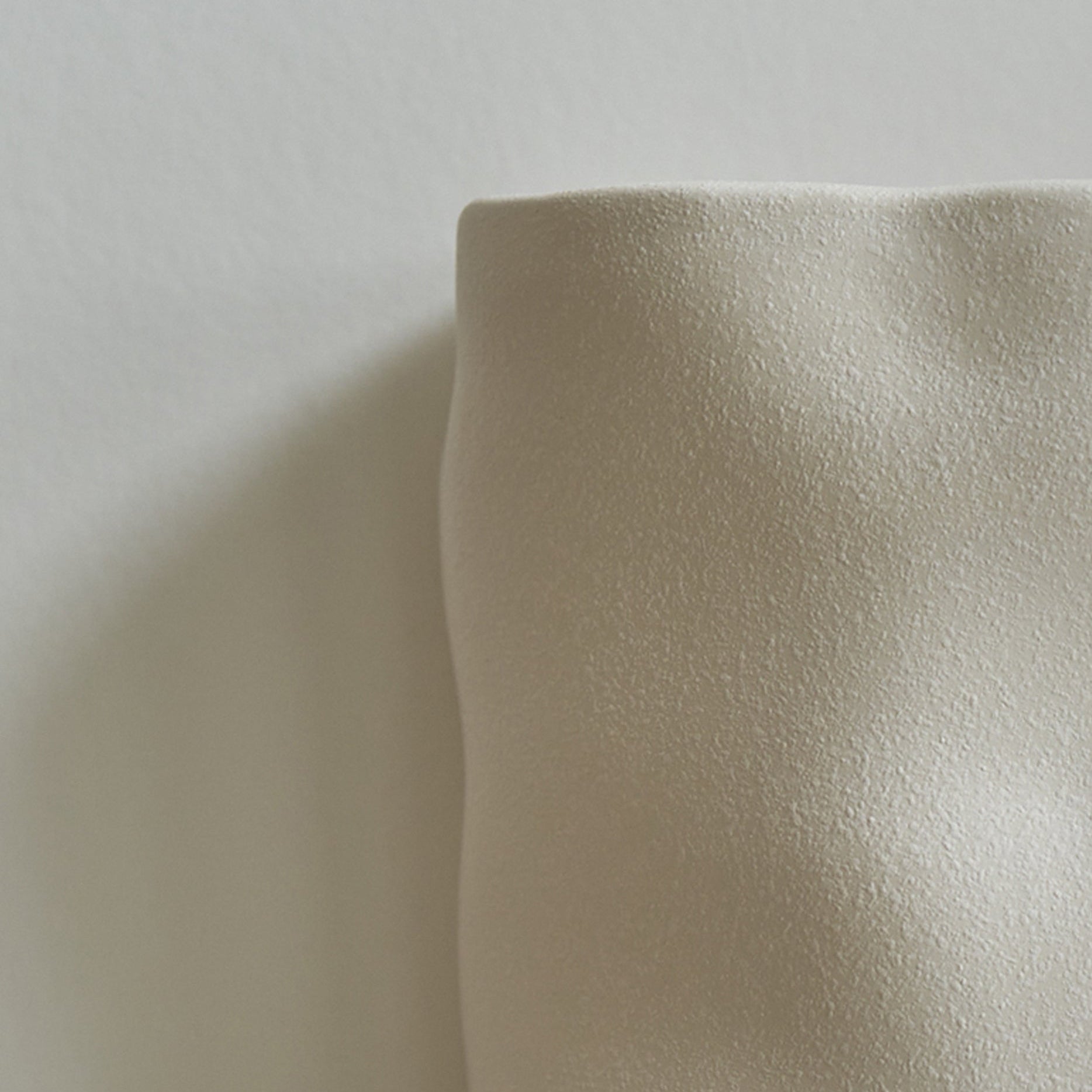Ceramic wall light ALBA | Textured matte white