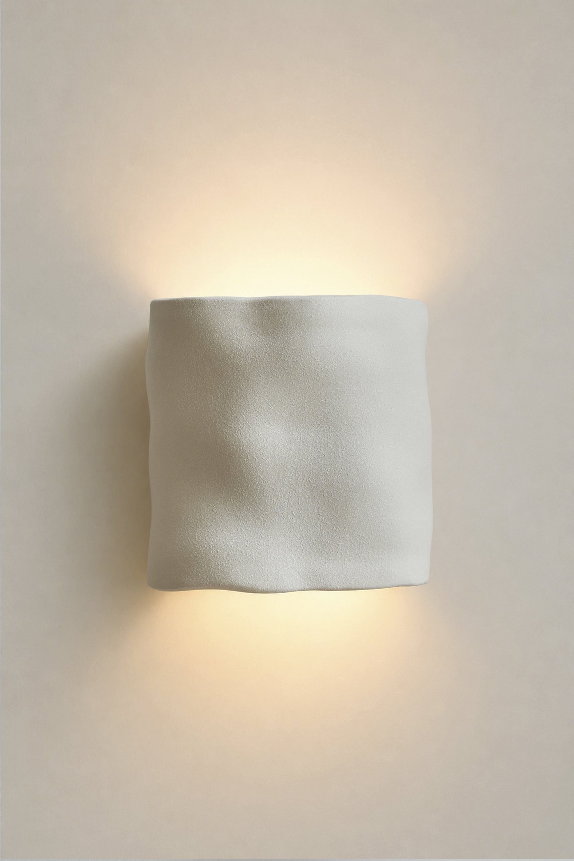Ceramic wall light ALBA | Textured matte white