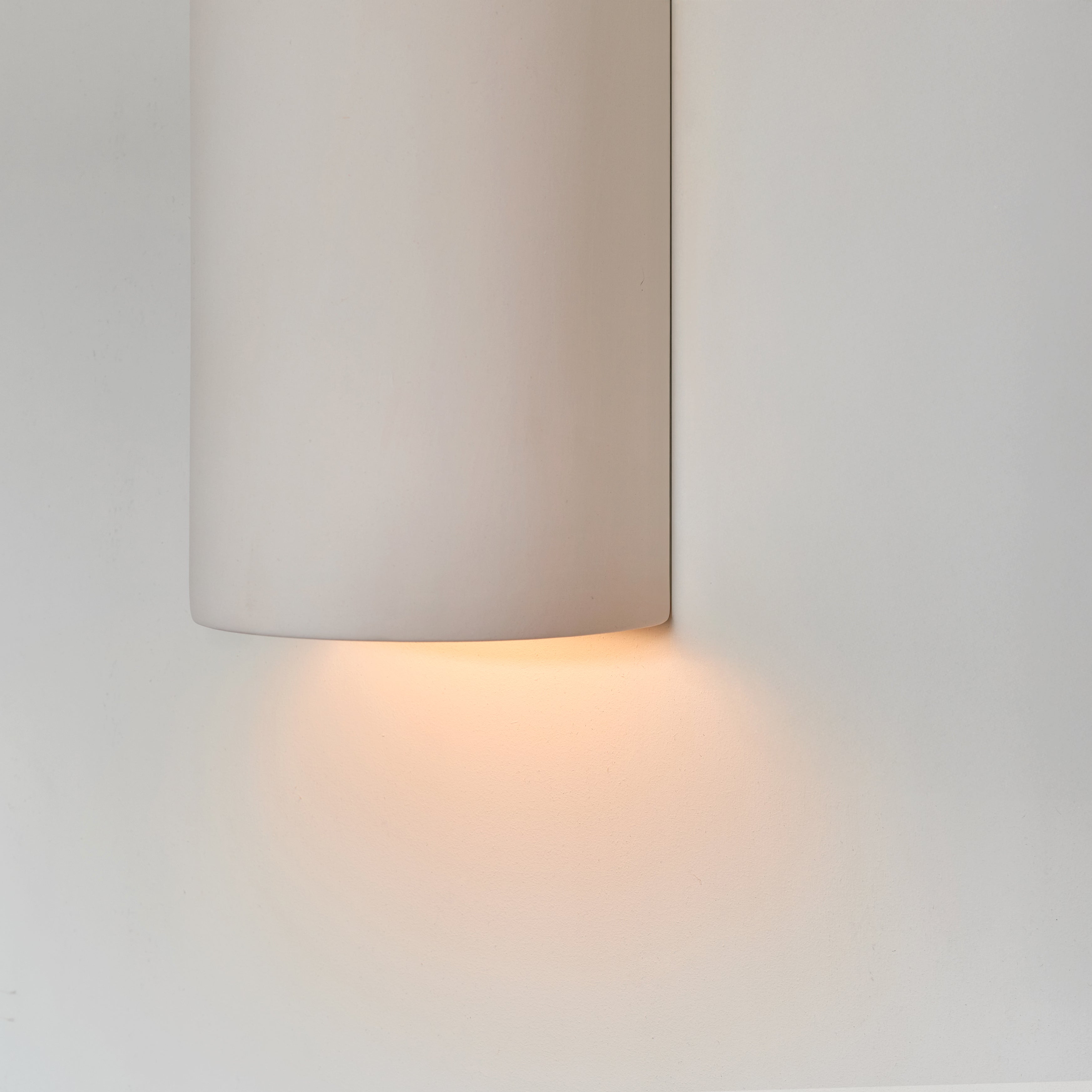 Ceramic wall light CURVE | Extra Matte White