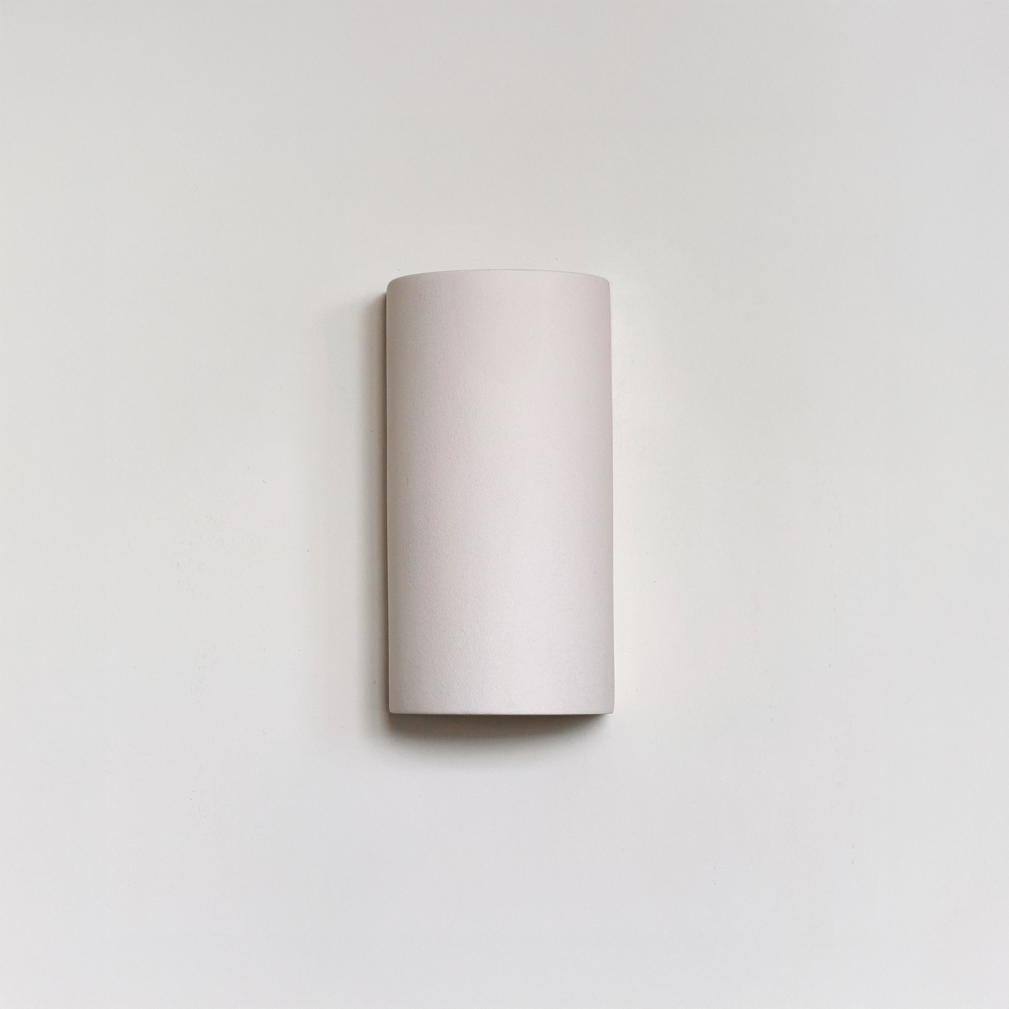 Ceramic wall light CURVE | Extra Matte White Textured